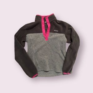 Columbia women’s sweater size medium